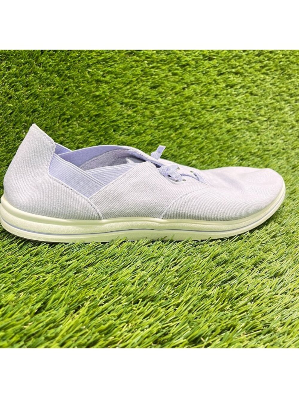 Clarks Breeze Ave Womens Size 9D Purple Casual Walking Slip On Shoes Sneakers